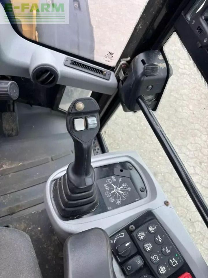 2015 Caterpillar 906M Mini Excavator