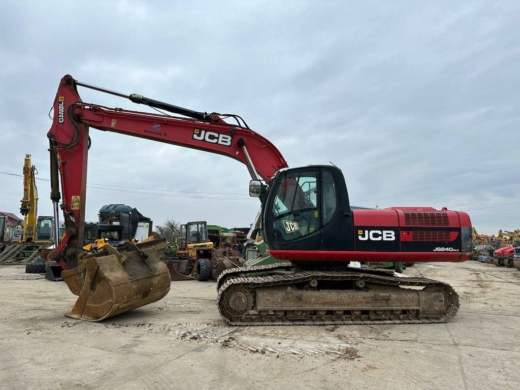2010 JCB JS240NLC Crawler Excavator
