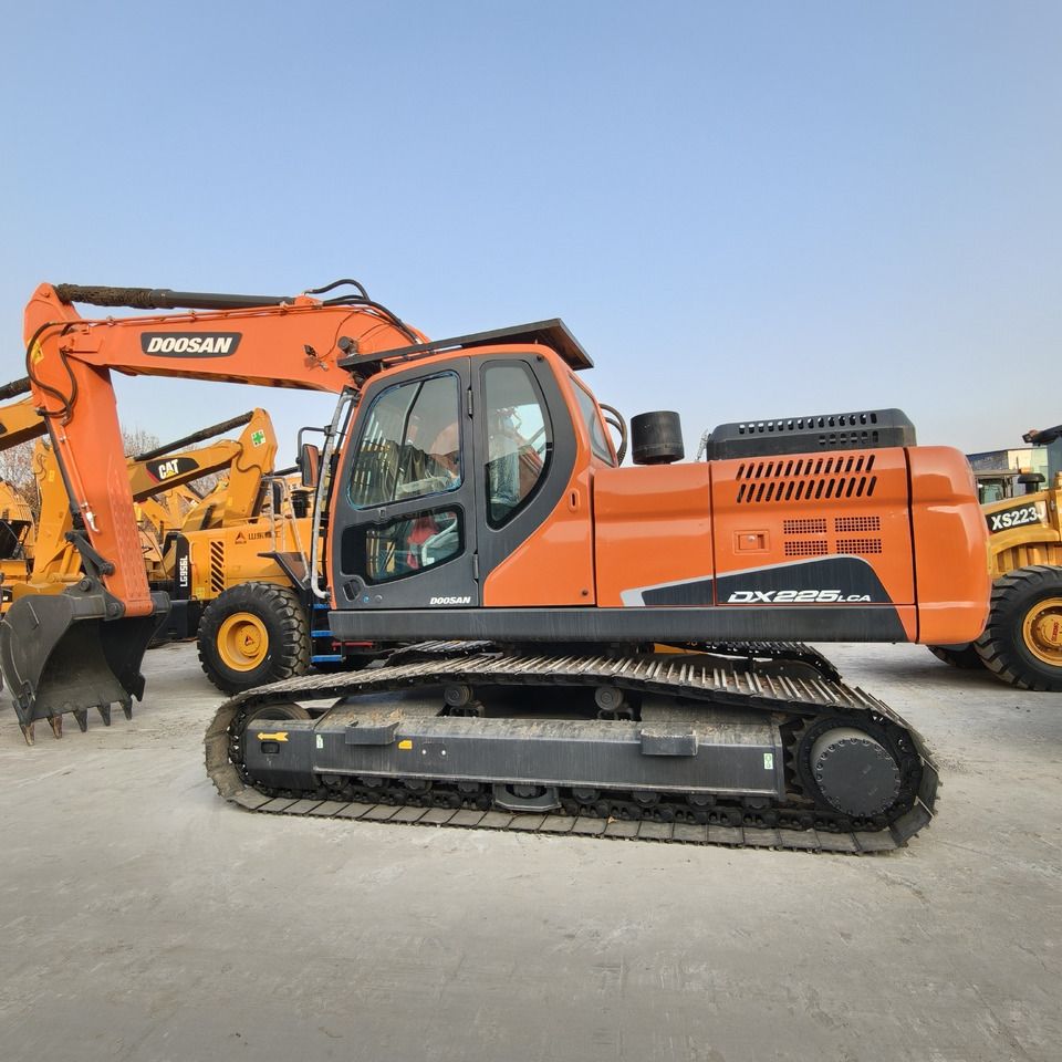 2024 Doosan DX225LCA Crawler Excavator