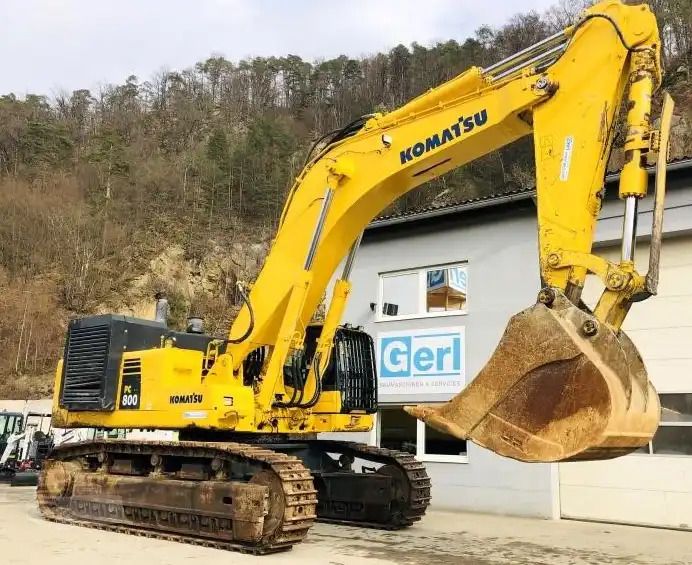 2020 Komatsu PC800 Crawler Excavator