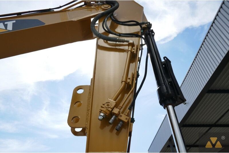 2015 Caterpillar 320EL Crawler Excavator