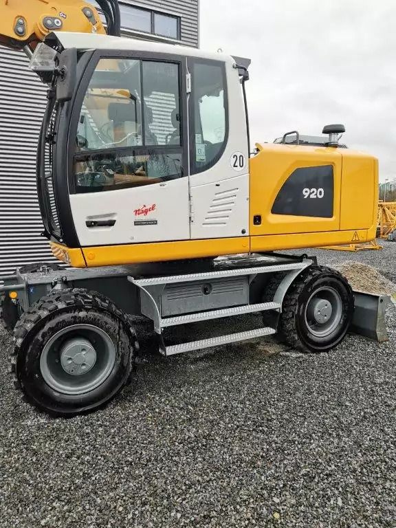 2023 Liebherr A920LITRONIC G6.0-D Crawler Excavator
