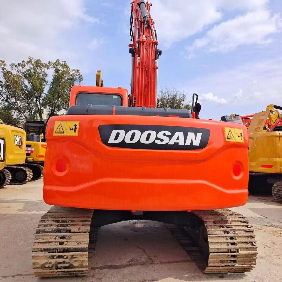 Doosan DX140 Rupsgraafmachine