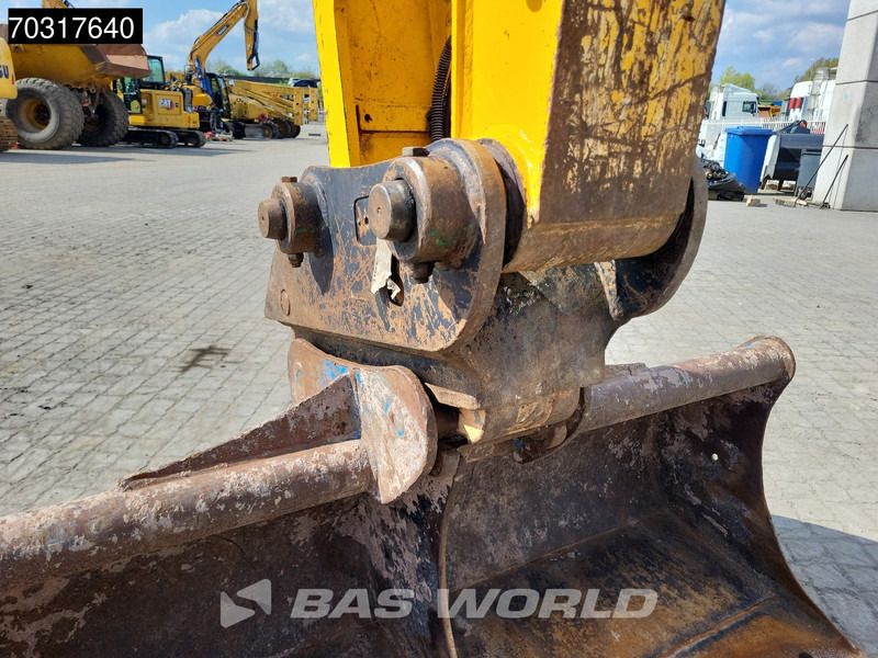 2019 JCB JS131LC Crawler Excavator