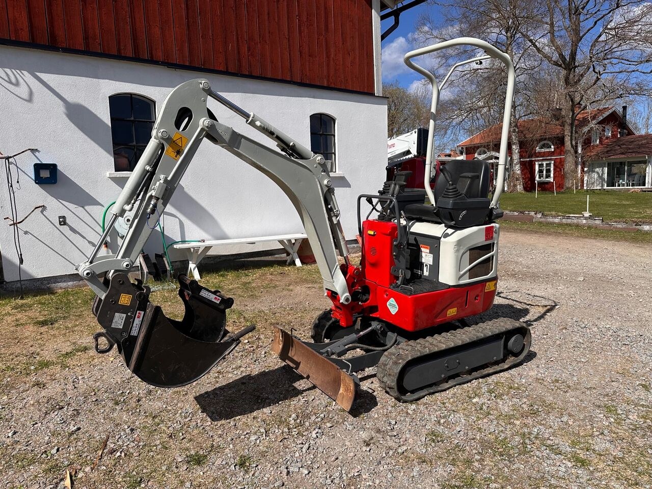 2015 Takeuchi TB210R Mini Excavator