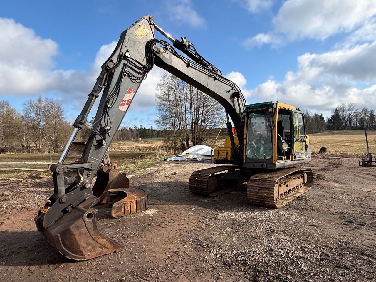 2004 Volvo EC140BLC Crawler Excavator