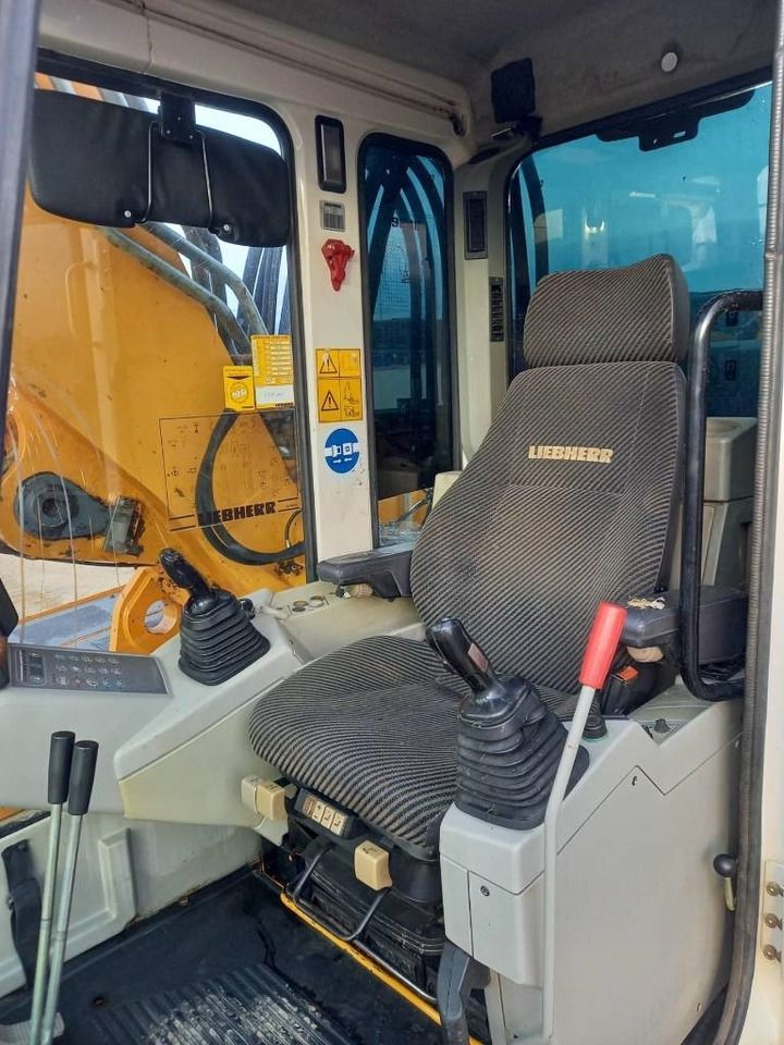2007 Liebherr R924B HD S L LITROIC Crawler Excavator