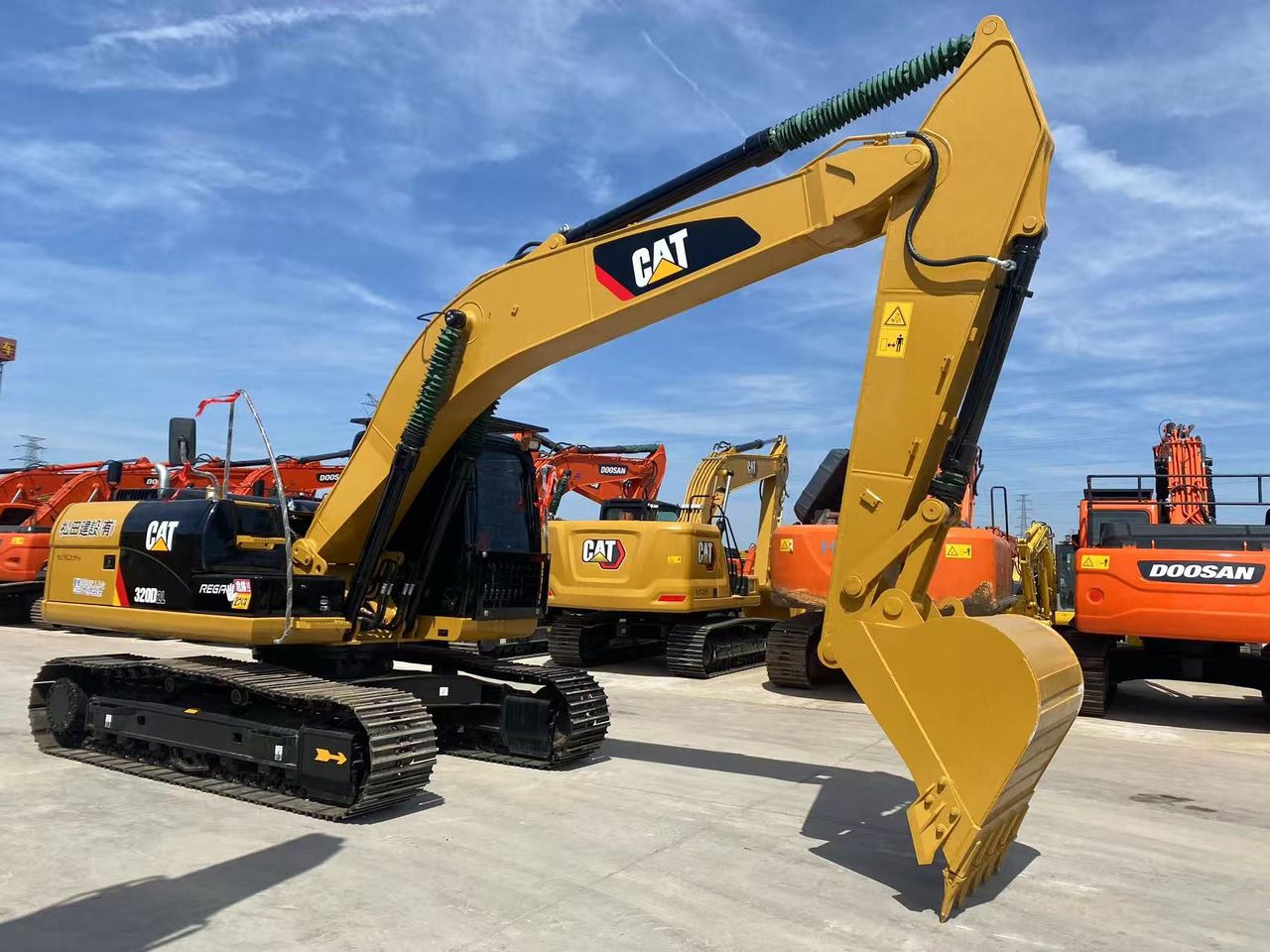 2022 Caterpillar 320D2 Crawler Excavator