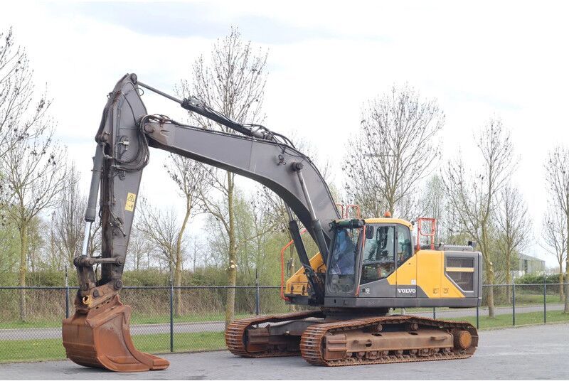 Volvo EC300EL | EC 300 EL | Quick Coupler | Bucket (2016)