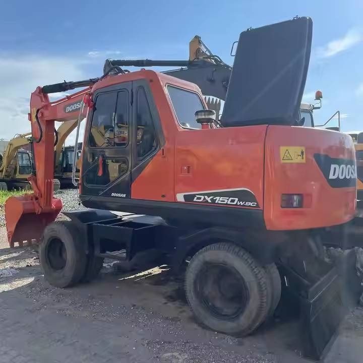 2023 Doosan DX150W-9C Wheel Excavator