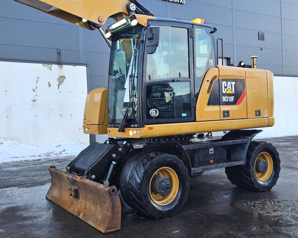 2018 Caterpillar M318F Wheel Excavator