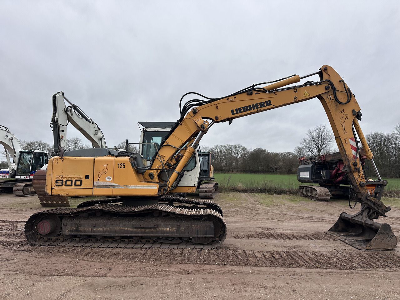 2011 Liebherr R900C LITRONIC Crawler Excavator
