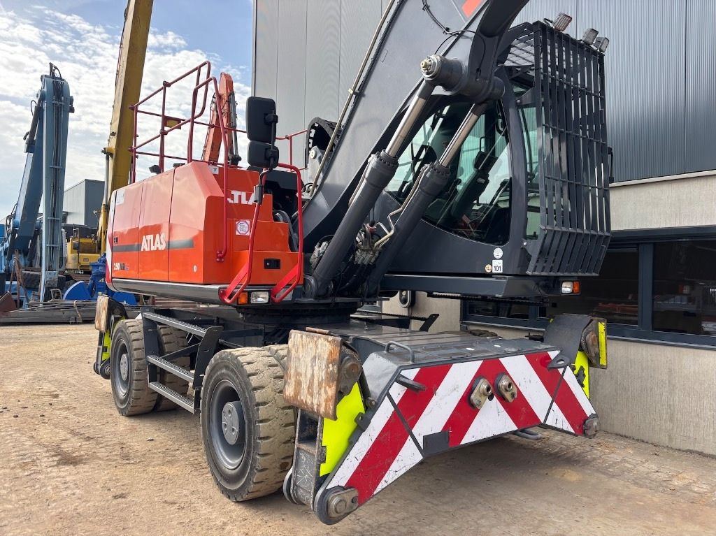 2020 Atlas 250MH Material Handler