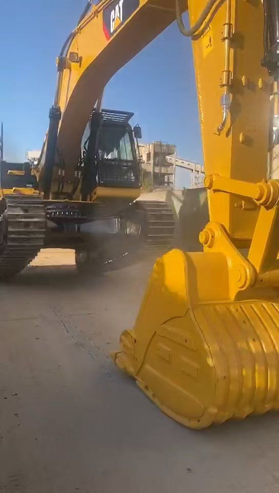 2020 Caterpillar 340D Crawler Excavator