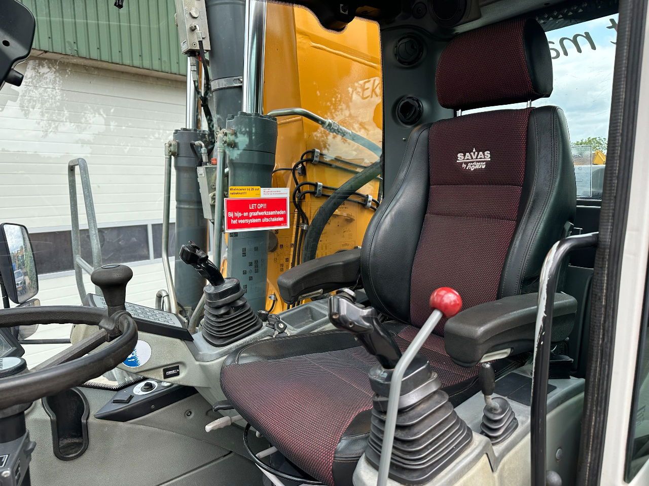 2015 Liebherr A914 Wheel Excavator