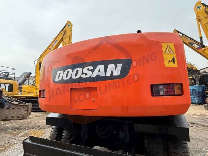 2021 Doosan DH150 Crawler Excavator