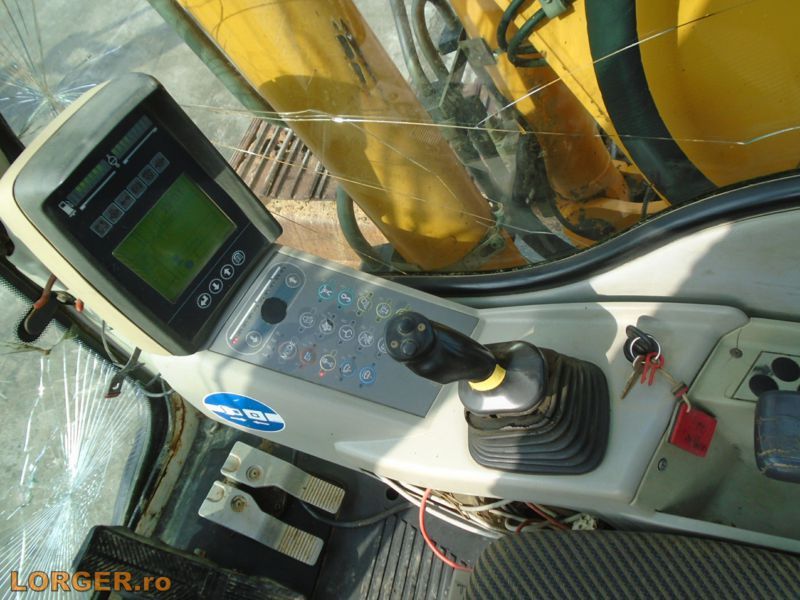 2006 Liebherr R900C Crawler Excavator