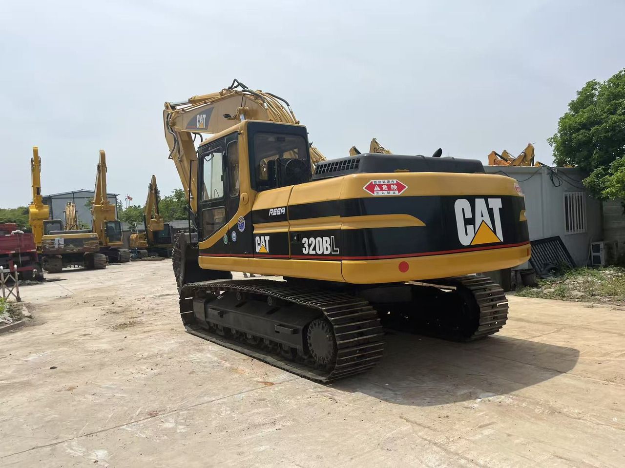 2019 Caterpillar 320BL Excavadora de Orugas