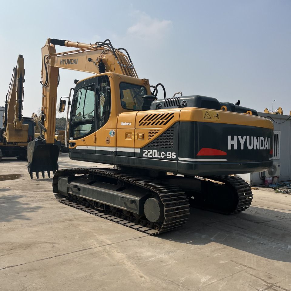 2023 Hyundai R220LC-9S Crawler Excavator