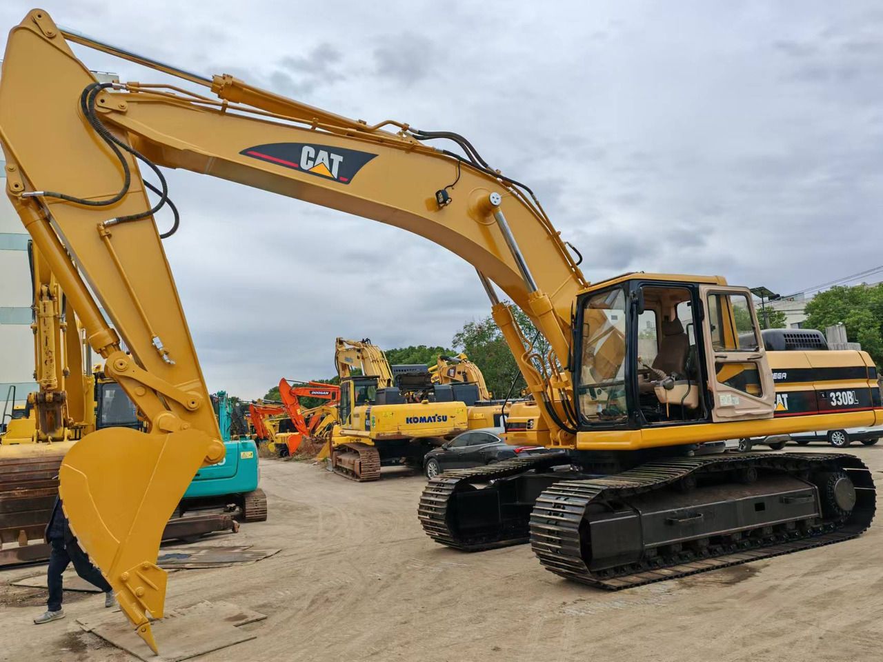 2018 Caterpillar 330BL Crawler Excavator