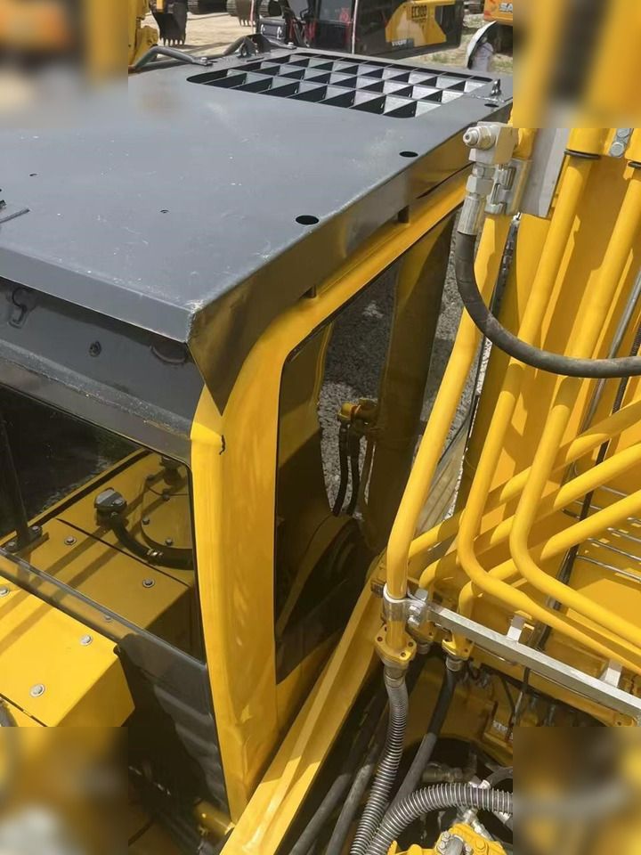 2023 Komatsu PC350-8 Crawler Excavator