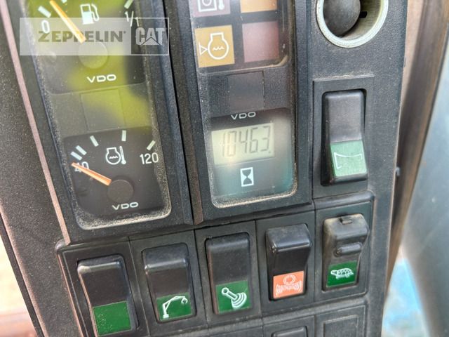 2007 Fuchs MHL320 Material Handler