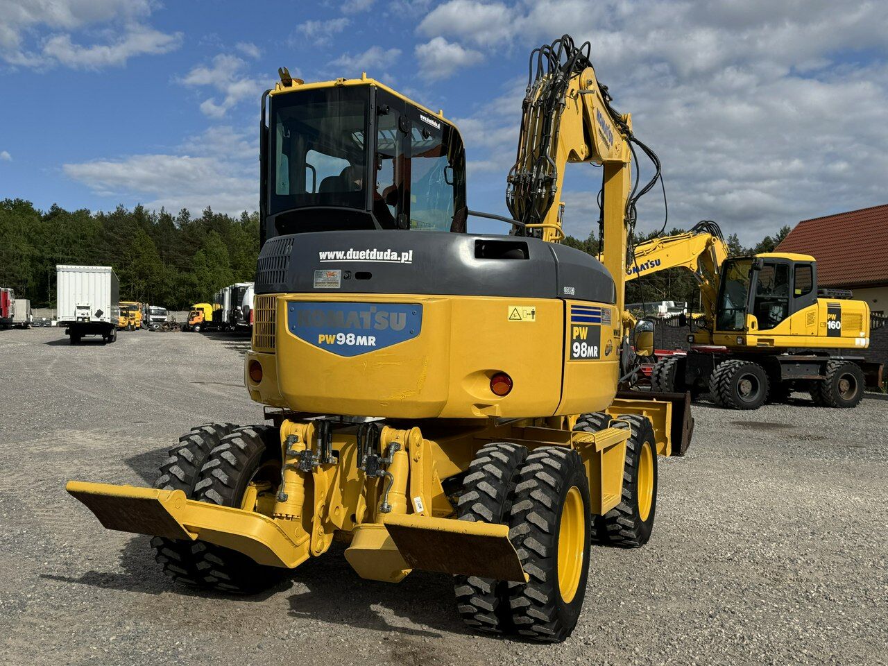 2009 Komatsu PW98MR-8 Wheel Excavator