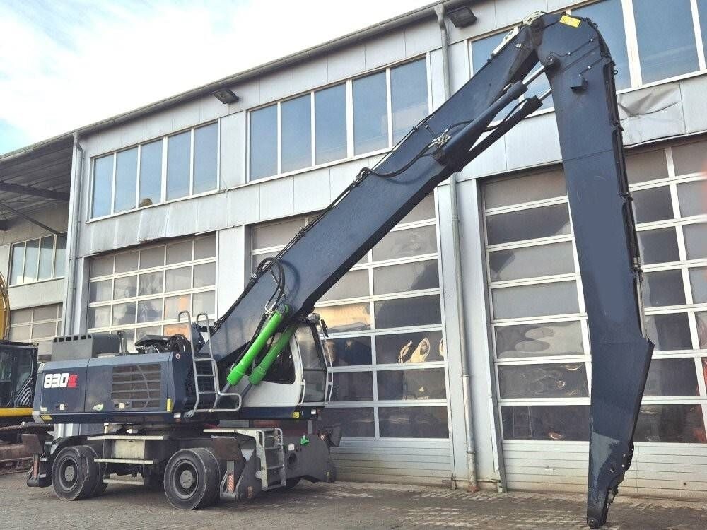 2017 Sennebogen 830E Material Handler