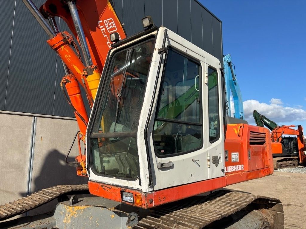1996 Liebherr R922HDSL Crawler Excavator