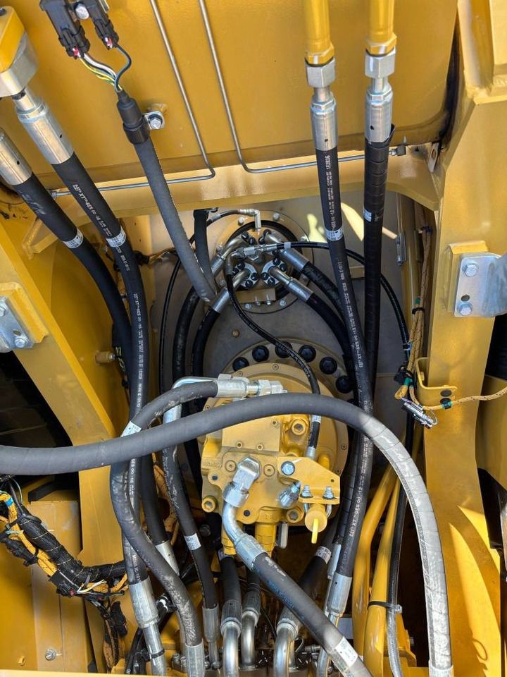 2024 Caterpillar 330GC Crawler Excavator