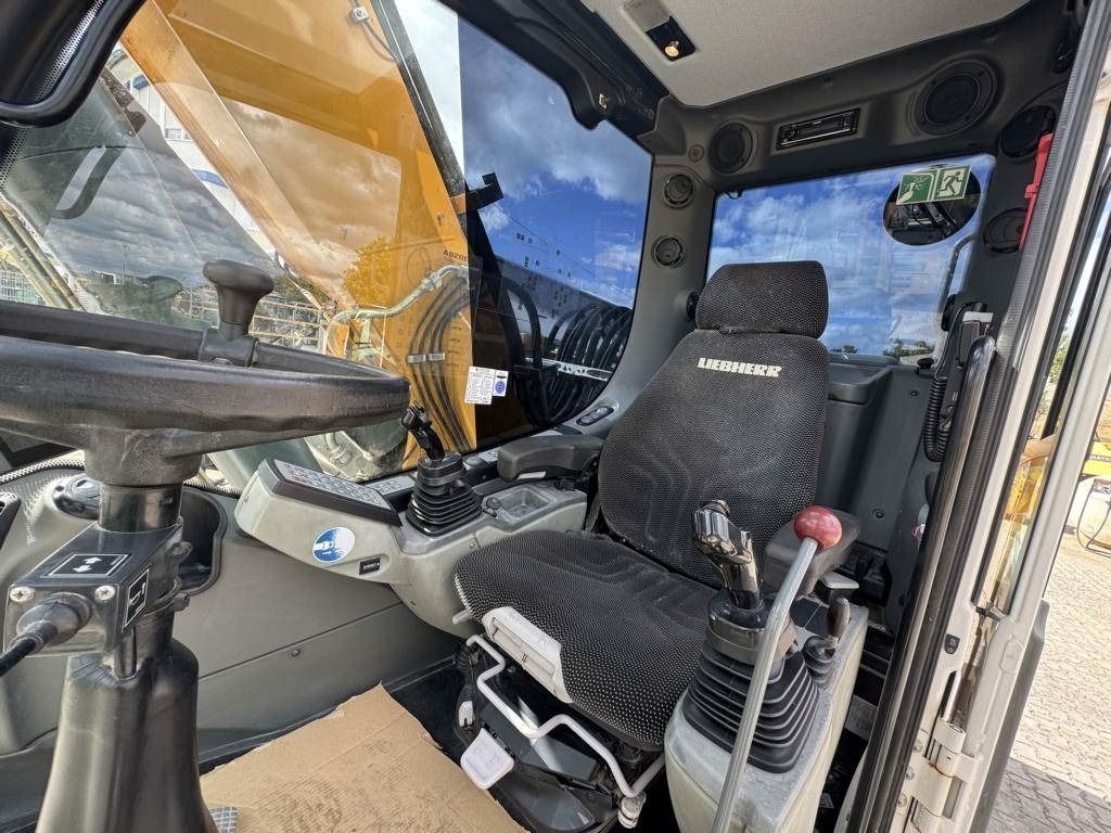 2016 Liebherr A920 LITRONIC Wheel Excavator