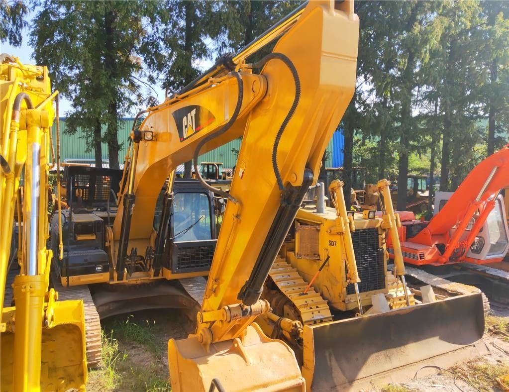2021 Caterpillar 325C Crawler Excavator