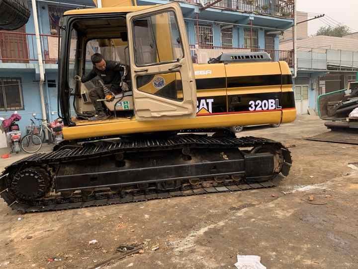 2026 Caterpillar 320BL Crawler Excavator