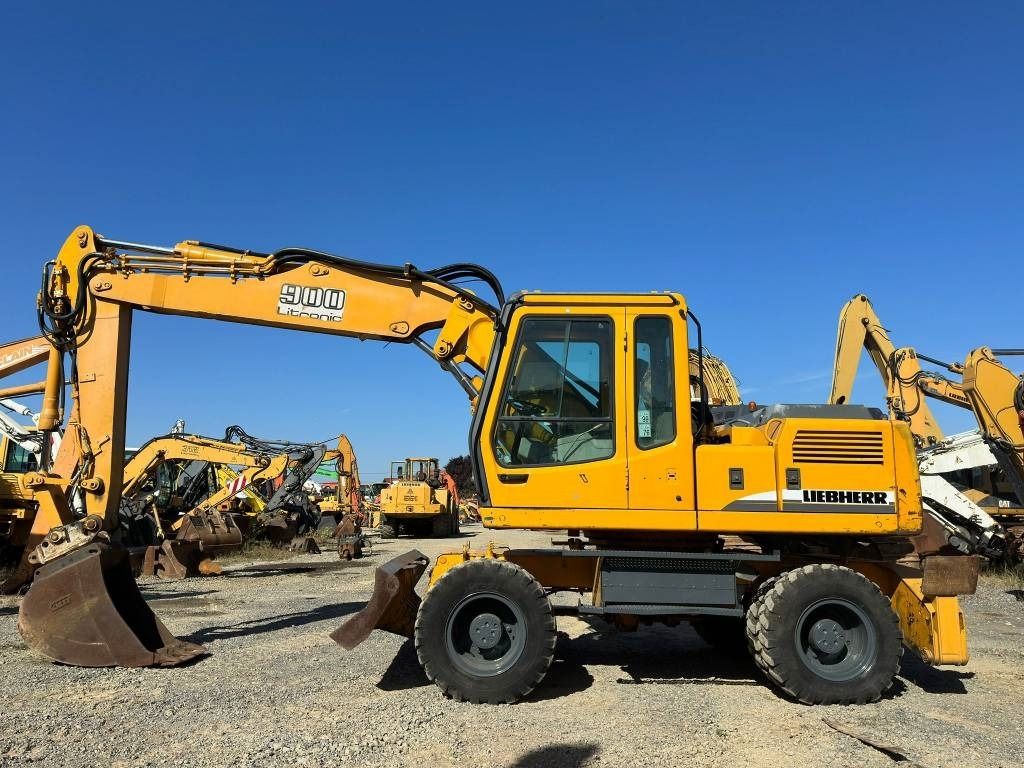 2005 Liebherr A900B LITRONIC Wheel Excavator