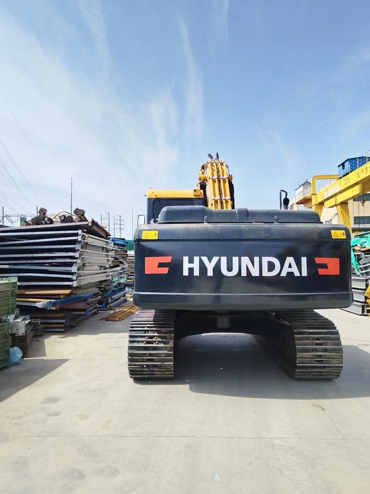 2023 Hyundai R220LC-9S Crawler Excavator