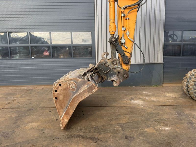 2015 Hyundai R180W-9A Wheel Excavator