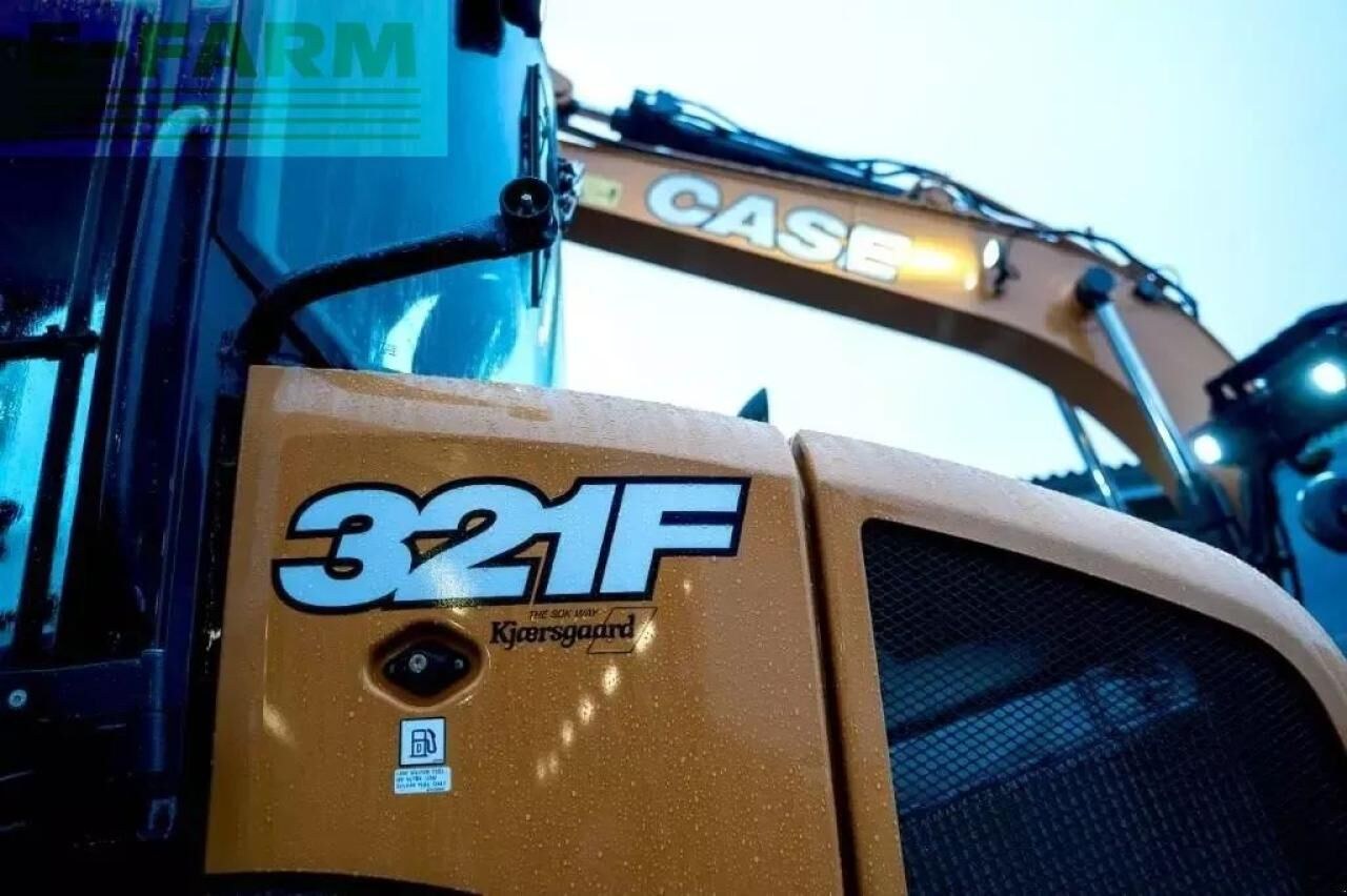 2022 CASE 321 F Mini Excavator
