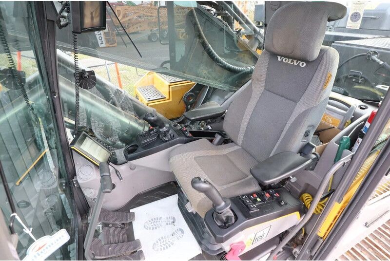 2021 Volvo EC480EHR Crawler Excavator