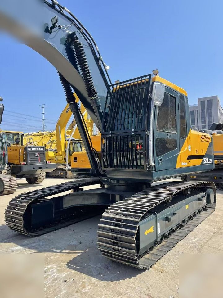 2024 Hyundai R220LC-9S Crawler Excavator