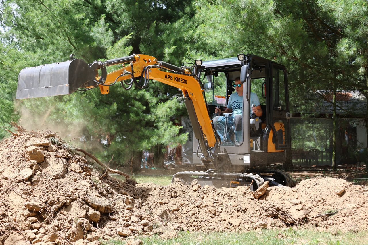 2025 APS KME20 Mini Excavator