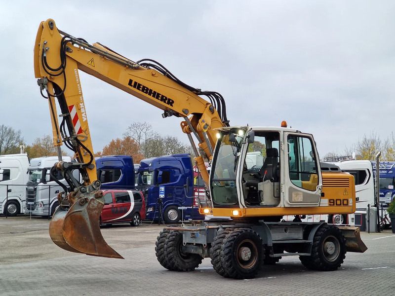 2009 Liebherr A900C Wheel Excavator