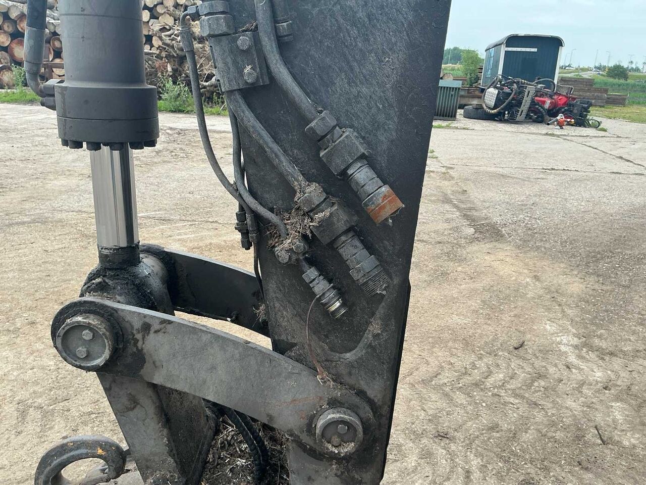 1998 Volvo EW200 Wheel Excavator