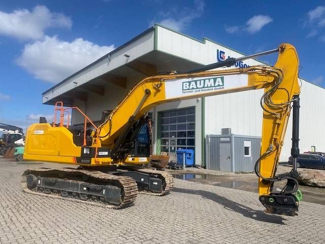 2025 LiuGong 922F Crawler Excavator
