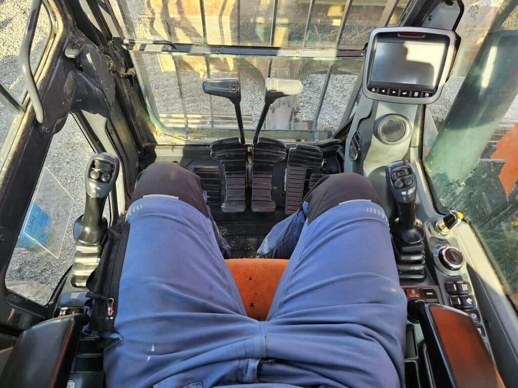 2021 Doosan DX140LCR-5 Crawler Excavator