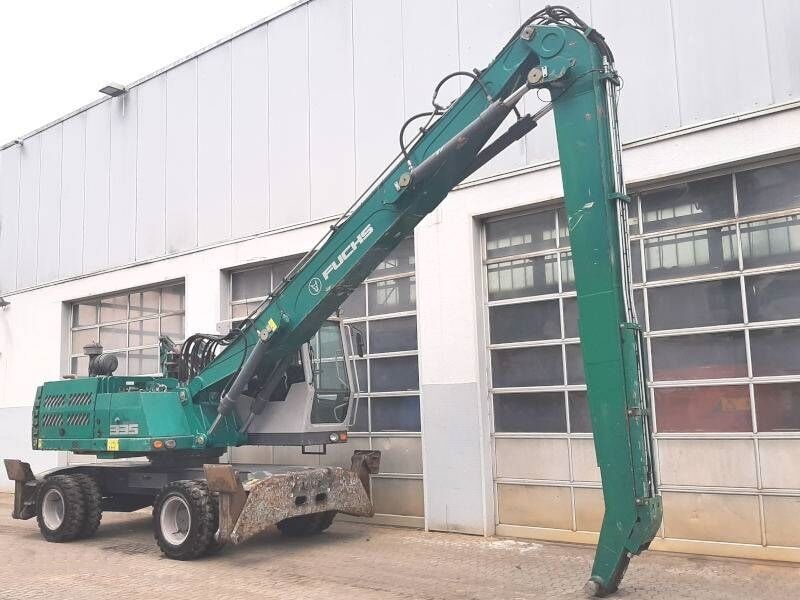 2016 Fuchs MHL335 E Material Handler