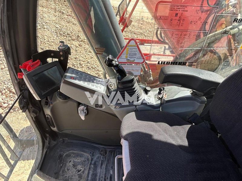 2013 Liebherr R924LC Crawler Excavator
