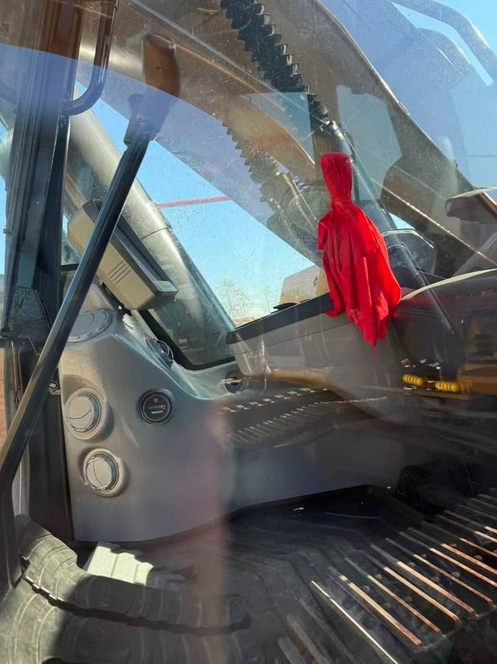2025 Volvo EC480 Crawler Excavator