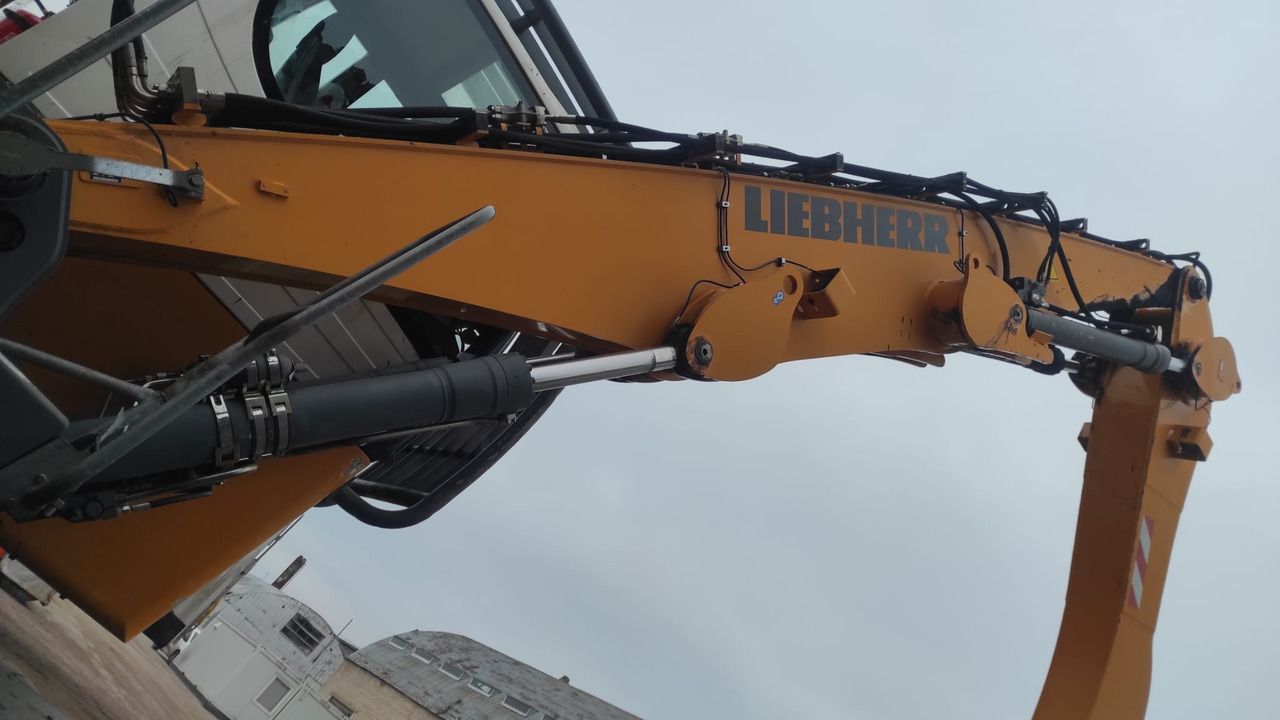 2015 Liebherr LH35 M Material Handler