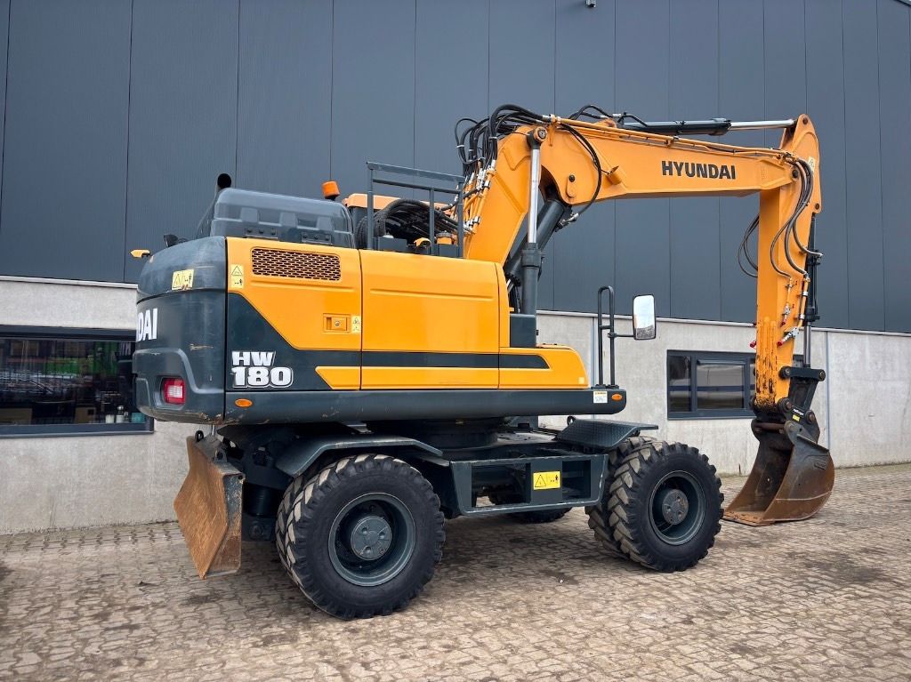 2020 Hyundai HW180 Wheel Excavator