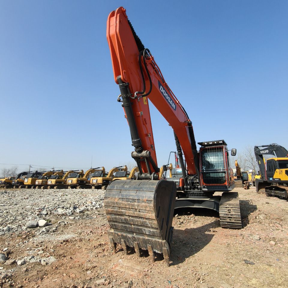 2024 Doosan DX300LC-9C Crawler Excavator